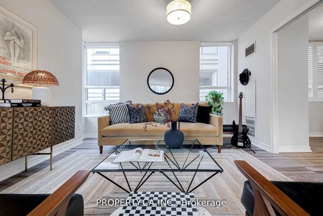 Additional property image - 71 Simcoe St Unit 904