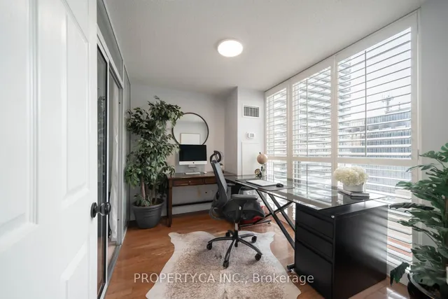 Additional property image - 43 Eglinton Ave Unit 1902