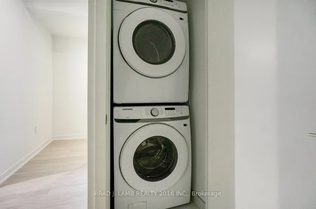 Additional property image - 195 McCaul St Unit 601