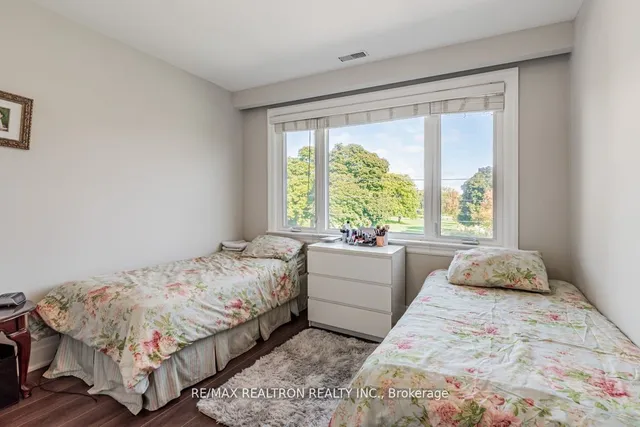 Additional property image - 2 Manor Haven Rd