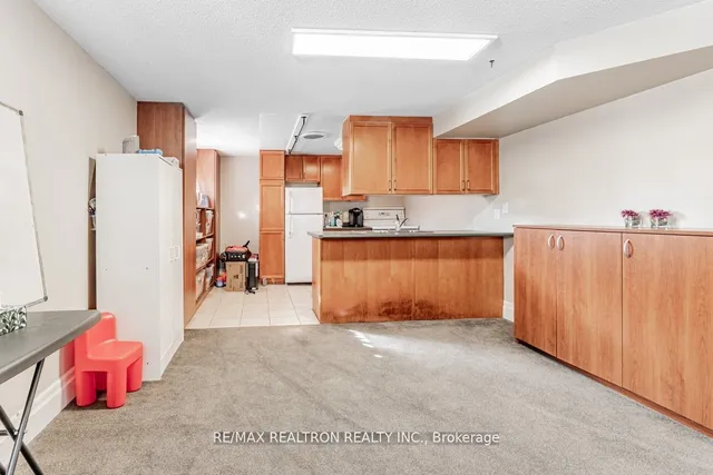 Additional property image - 2 Manor Haven Rd