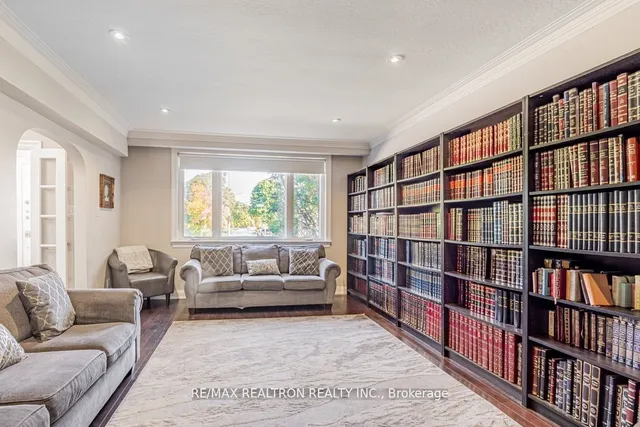 Additional property image - 2 Manor Haven Rd