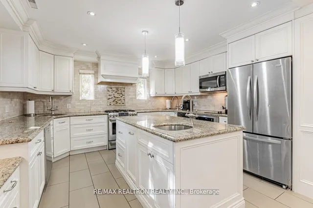 Additional property image - 2 Manor Haven Rd