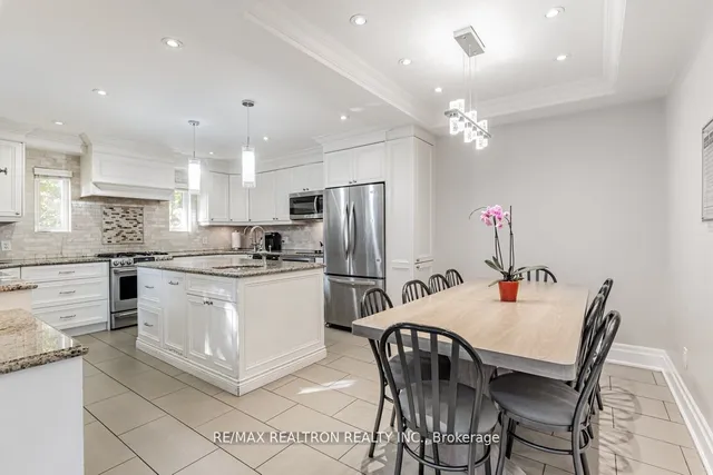 Additional property image - 2 Manor Haven Rd