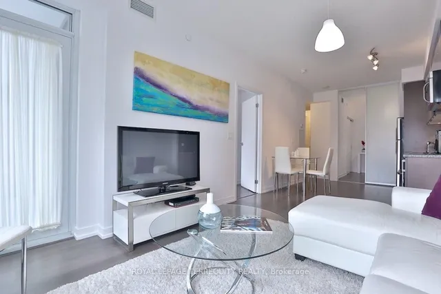 Additional property image - 98 Lillian St Unit 210