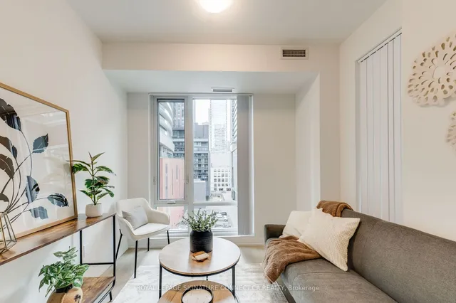 Additional property image - 8 Widmer St Unit 609
