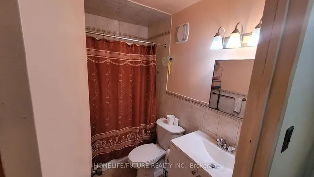 Additional property image - 125 Leeward Glwy Unit 319