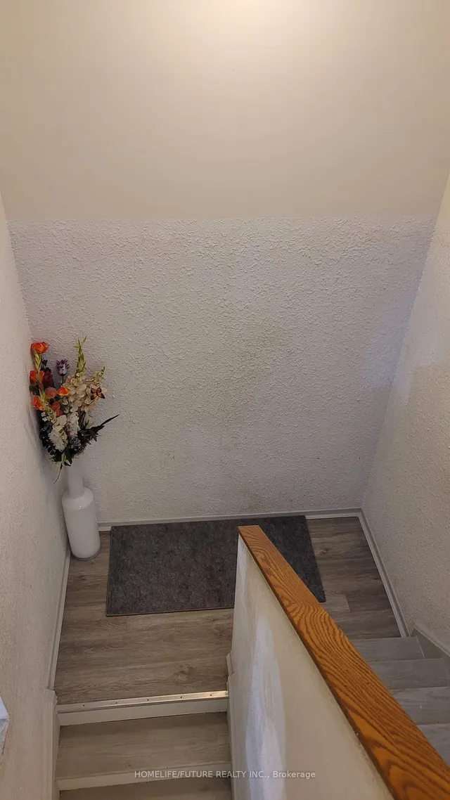 Additional property image - 125 Leeward Glwy Unit 319