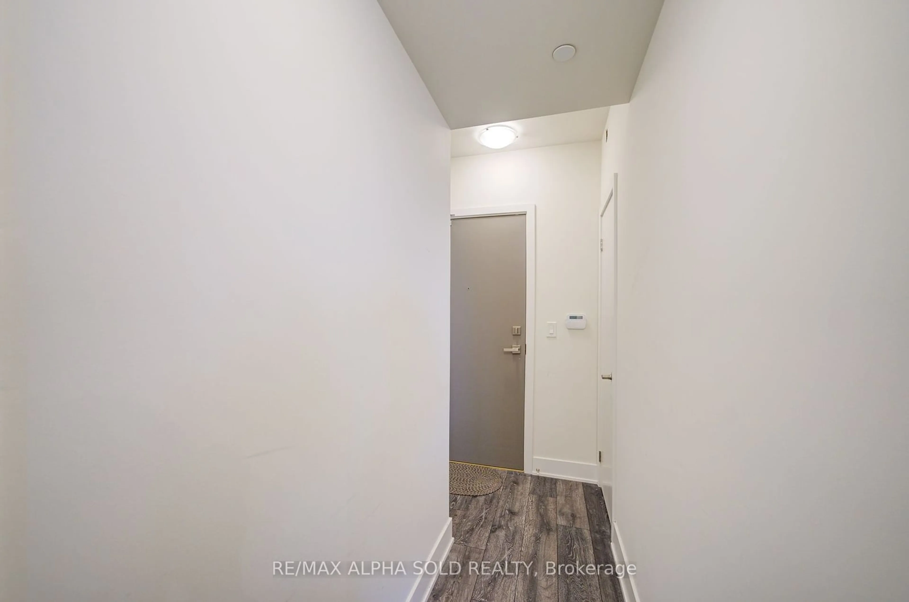 A pic of a room, not visible floor for 188 Fairview Mall Dr #618, Toronto Ontario M2J 4T1