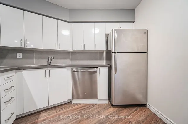 Additional property image - 260 Queens Quay Unit 1304