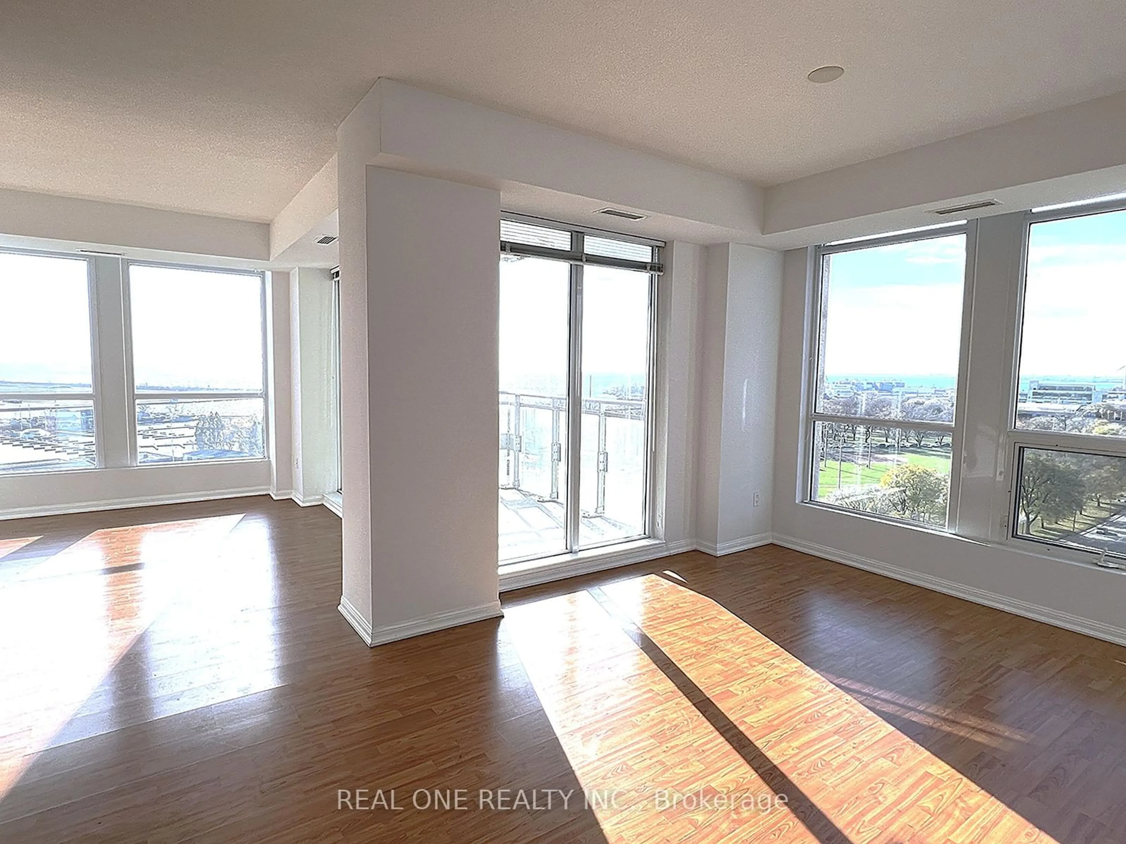 A pic of a room, wood floors for 628 Fleet St #1414, Toronto Ontario M5V 1A8