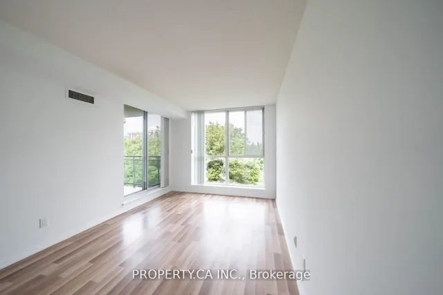 Additional property image - 398 Eglinton Ave Unit 603
