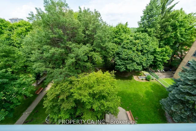 Additional property image - 398 Eglinton Ave Unit 603
