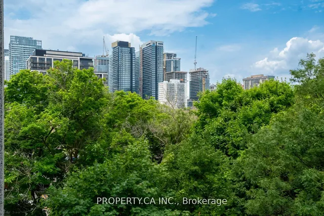 Additional property image - 398 Eglinton Ave Unit 603
