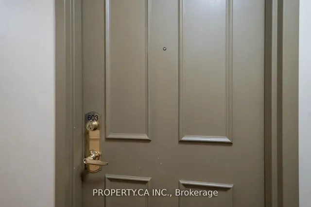 Additional property image - 398 Eglinton Ave Unit 603