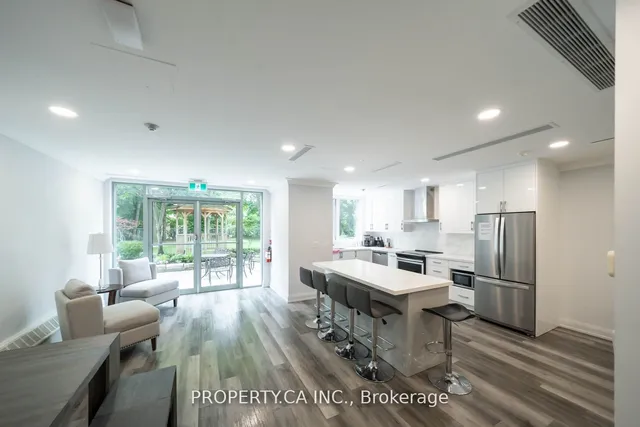 Additional property image - 398 Eglinton Ave Unit 603