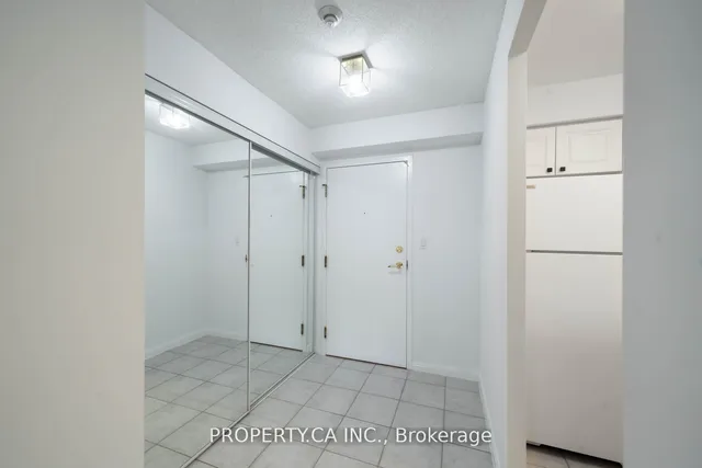 Additional property image - 398 Eglinton Ave Unit 603