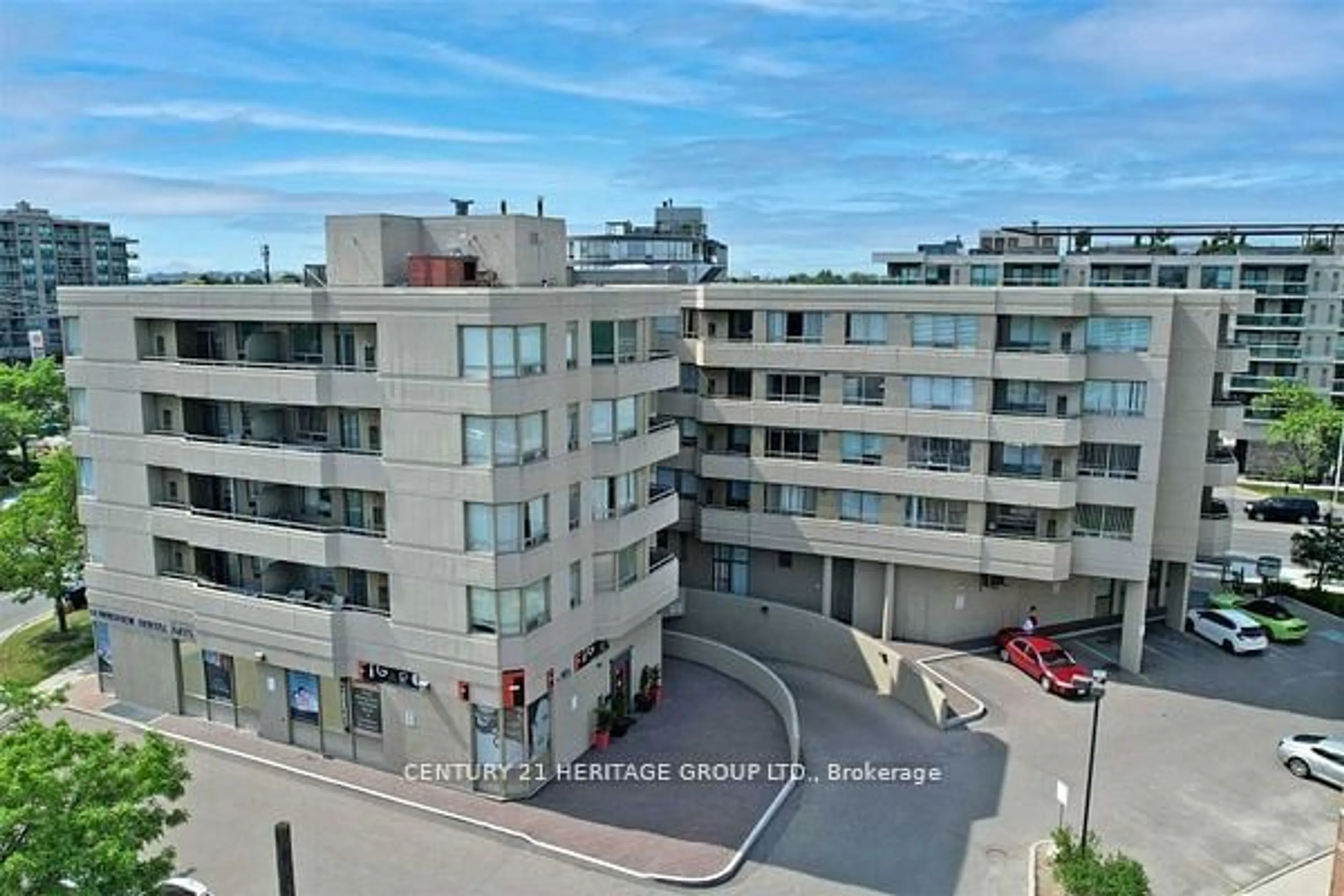 A pic from exterior of the house or condo, the street view for 555 Wilson Heights Blvd #503, Toronto Ontario M3H 6B5