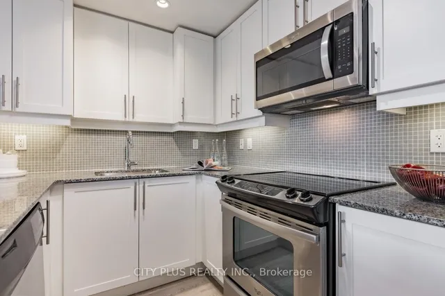 Additional property image - 6 Pirandello St Unit TH15
