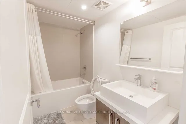 Additional property image - 65 St Mary St Unit 1109