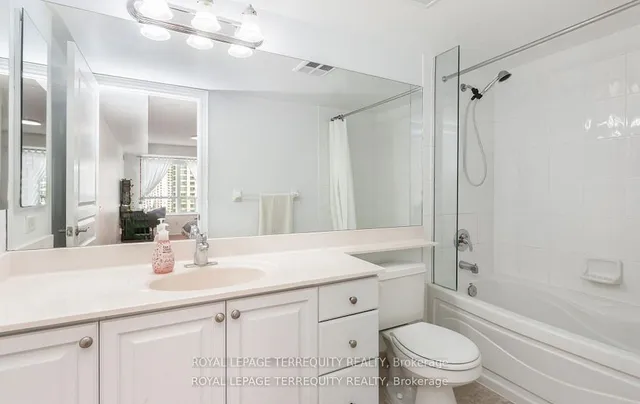 Additional property image - 8 Mckee Ave Unit 1408