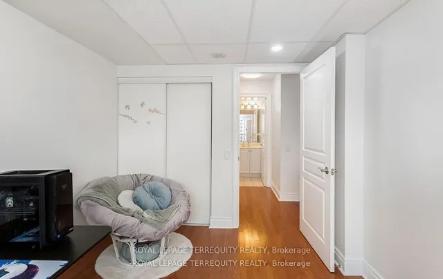Additional property image - 8 Mckee Ave Unit 1408