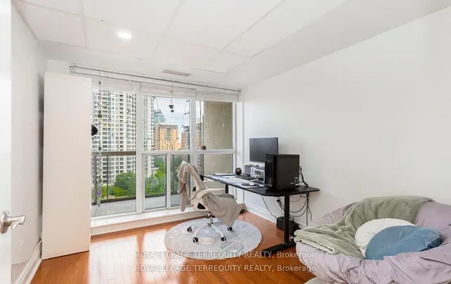 Additional property image - 8 Mckee Ave Unit 1408