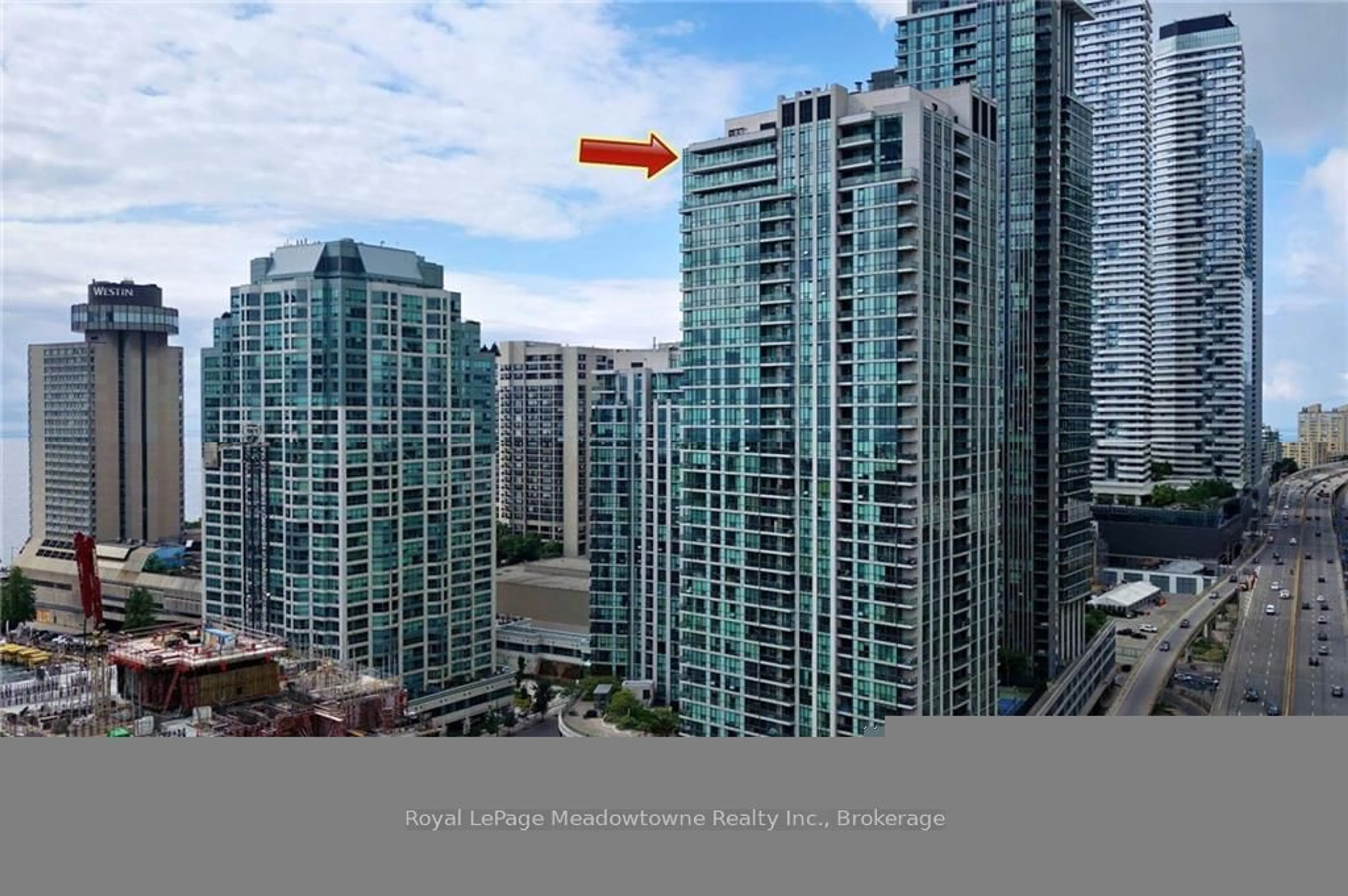 A pic from exterior of the house or condo, the view of city buildings for 16 YONGE St #PH 4006, Toronto Ontario M5E 2A1