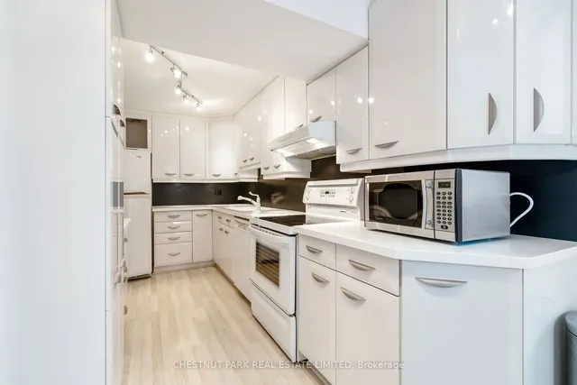 Additional property image - 278 Bloor St Unit 410