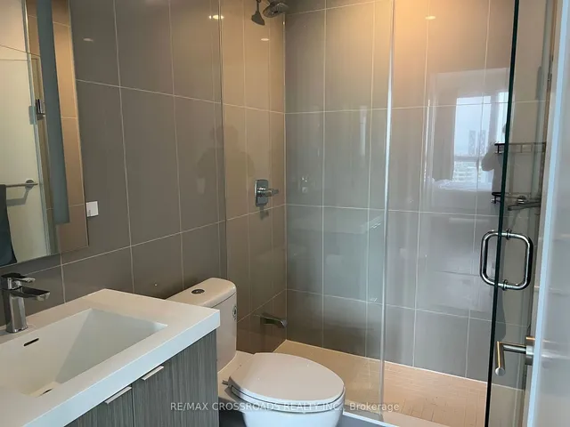 Additional property image - 585 Bloor St Unit 3418