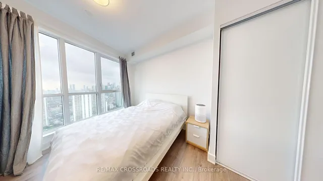 Additional property image - 585 Bloor St Unit 3418