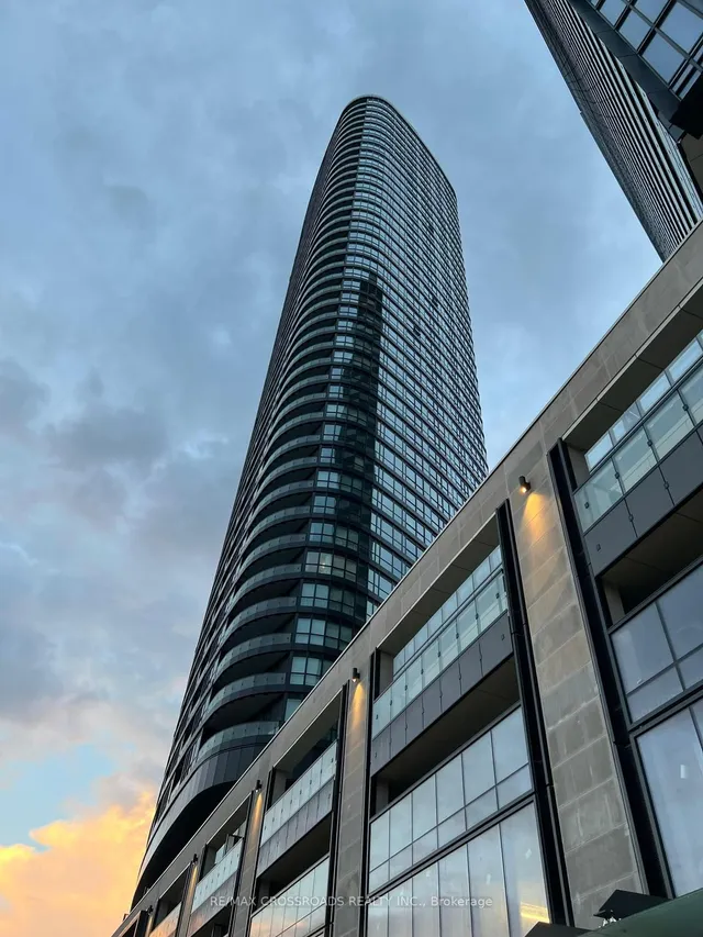 Additional property image - 585 Bloor St Unit 3418