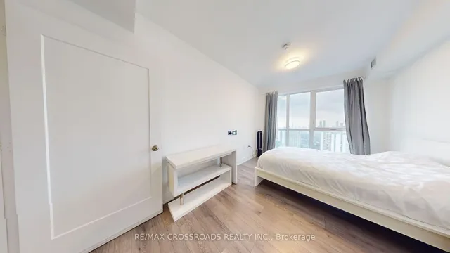 Additional property image - 585 Bloor St Unit 3418