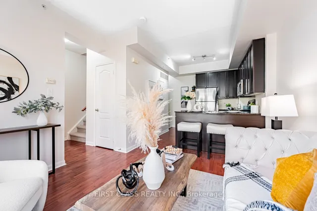 Additional property image - 78 Carr St Unit 25