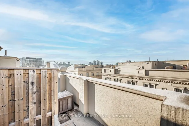 Additional property image - 78 Carr St Unit 25