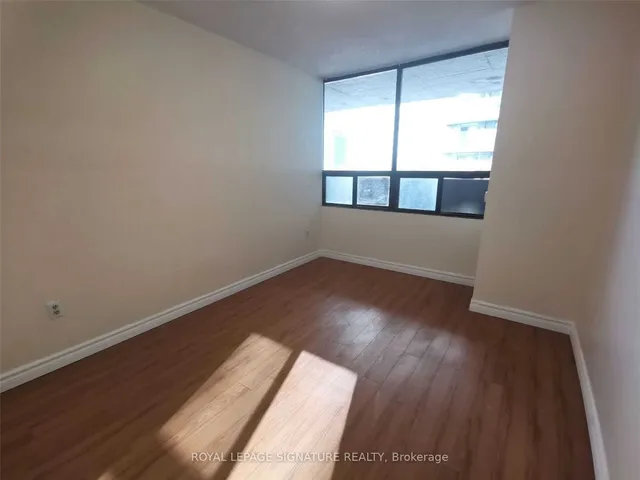 Additional property image - 720 Spadina Ave Unit 709