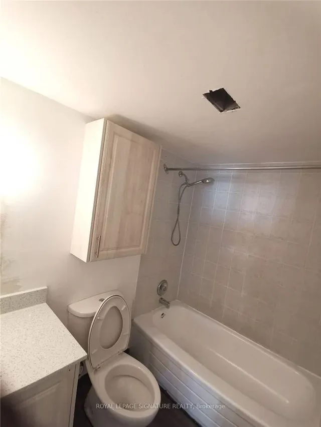 Additional property image - 720 Spadina Ave Unit 709