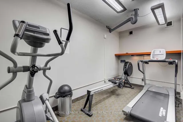Additional property image - 720 Spadina Ave Unit 709