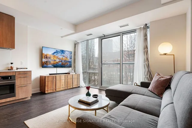 Additional property image - 508 Wellington St Unit 204