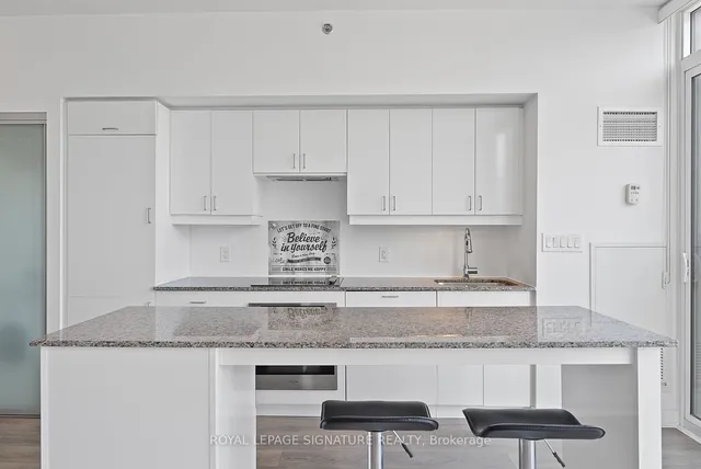Additional property image - 426 University Ave Unit P309