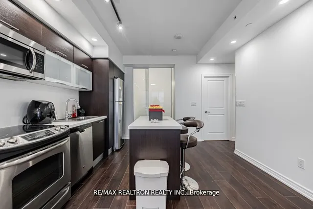 Additional property image - 386 Yonge St Unit 4508