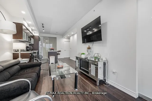 Additional property image - 386 Yonge St Unit 4508