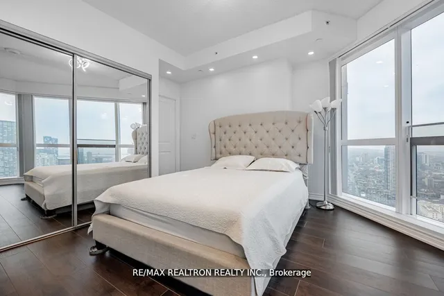 Additional property image - 386 Yonge St Unit 4508