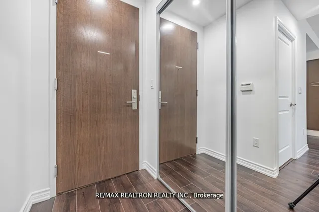 Additional property image - 386 Yonge St Unit 4508
