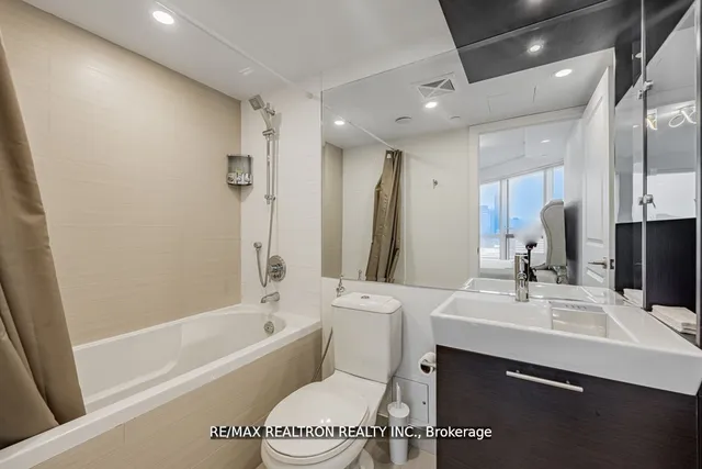 Additional property image - 386 Yonge St Unit 4508
