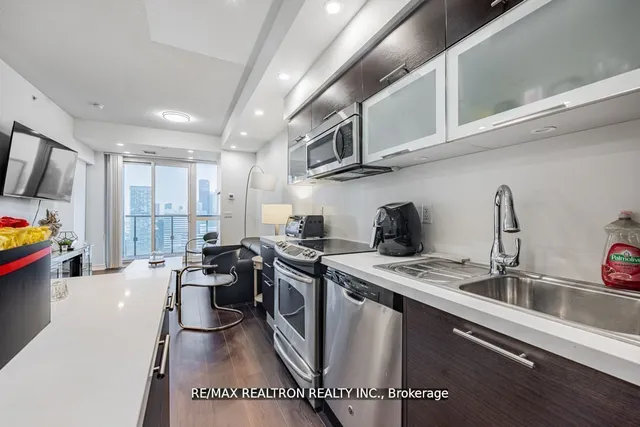 Additional property image - 386 Yonge St Unit 4508