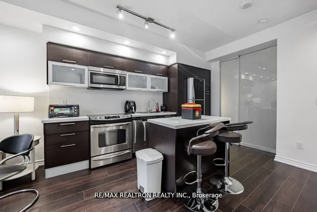 Additional property image - 386 Yonge St Unit 4508