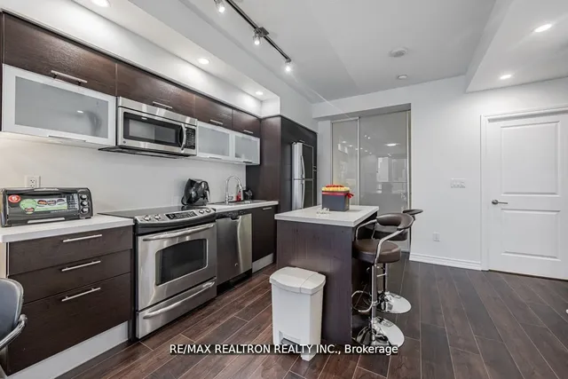 Additional property image - 386 Yonge St Unit 4508