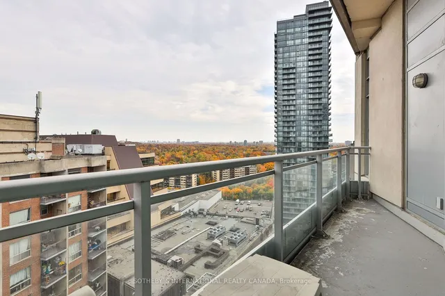 Additional property image - 8 Scollard St Unit Ph 201