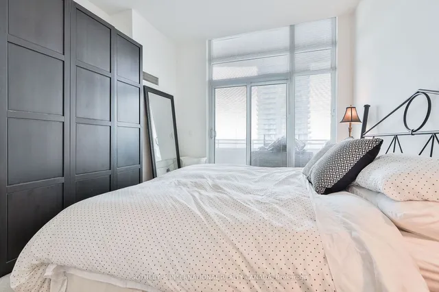 Additional property image - 8 Scollard St Unit Ph 201